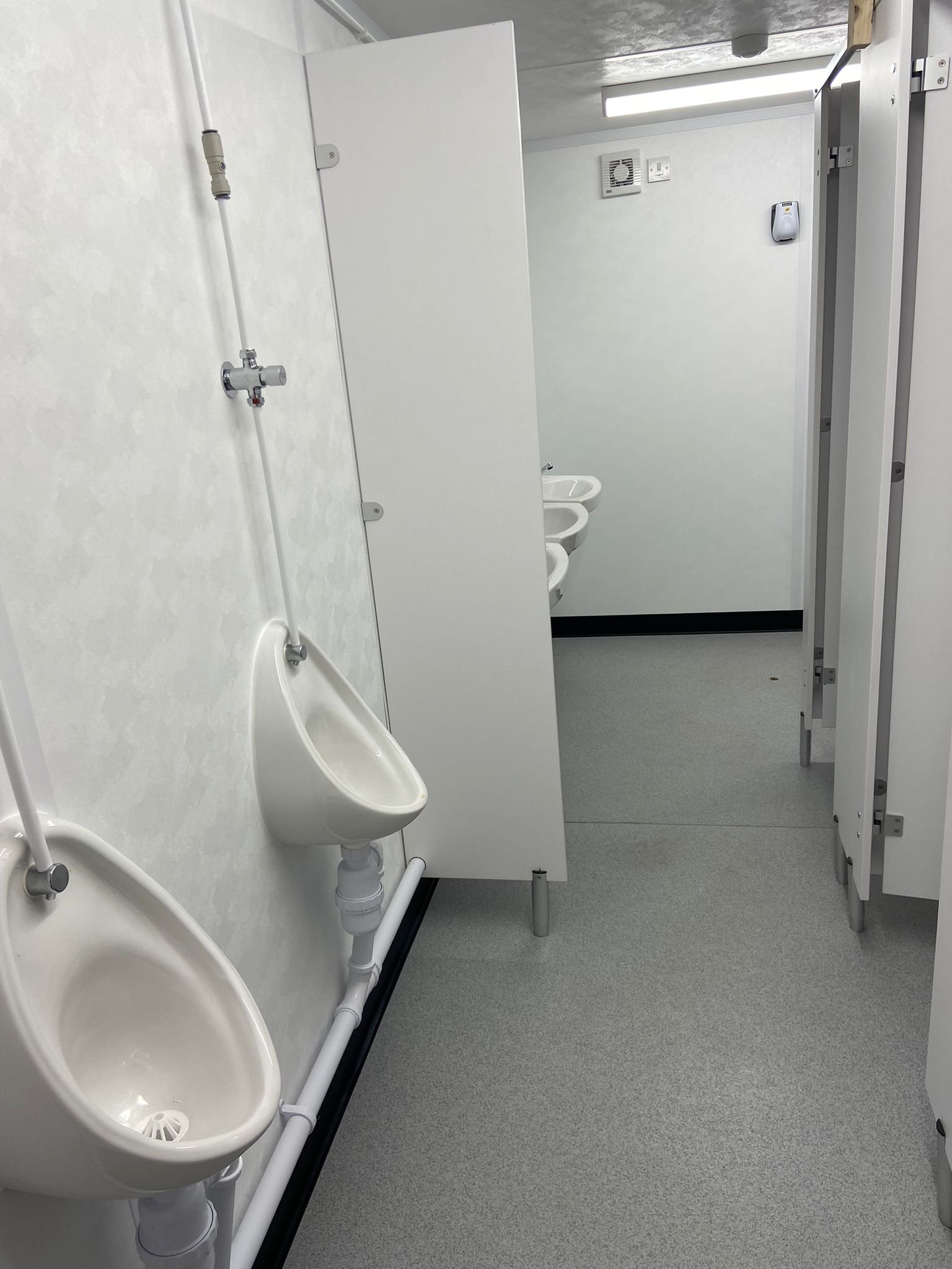 3+1 Steel Toilet Cabin 16Ft x 9Ft | Premium Quality - Image 3